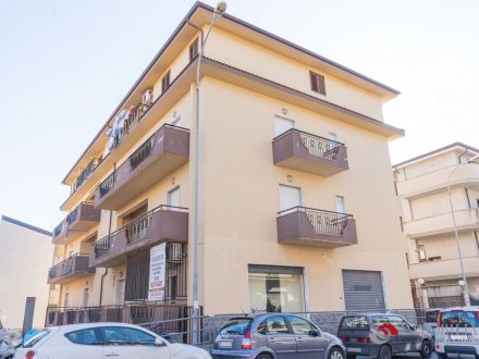 Vendesi appartamenti Varie Metrature In Via E. Berlinguer